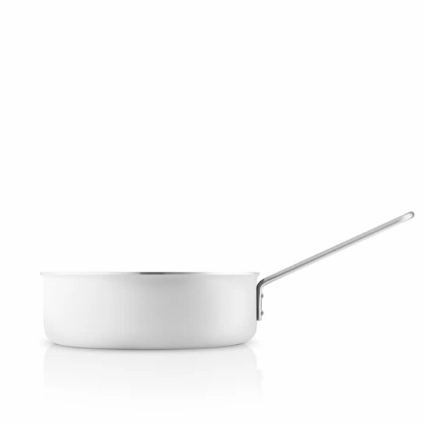 Eva Trio White Line Sauteerpan 24 cm 5706631037846